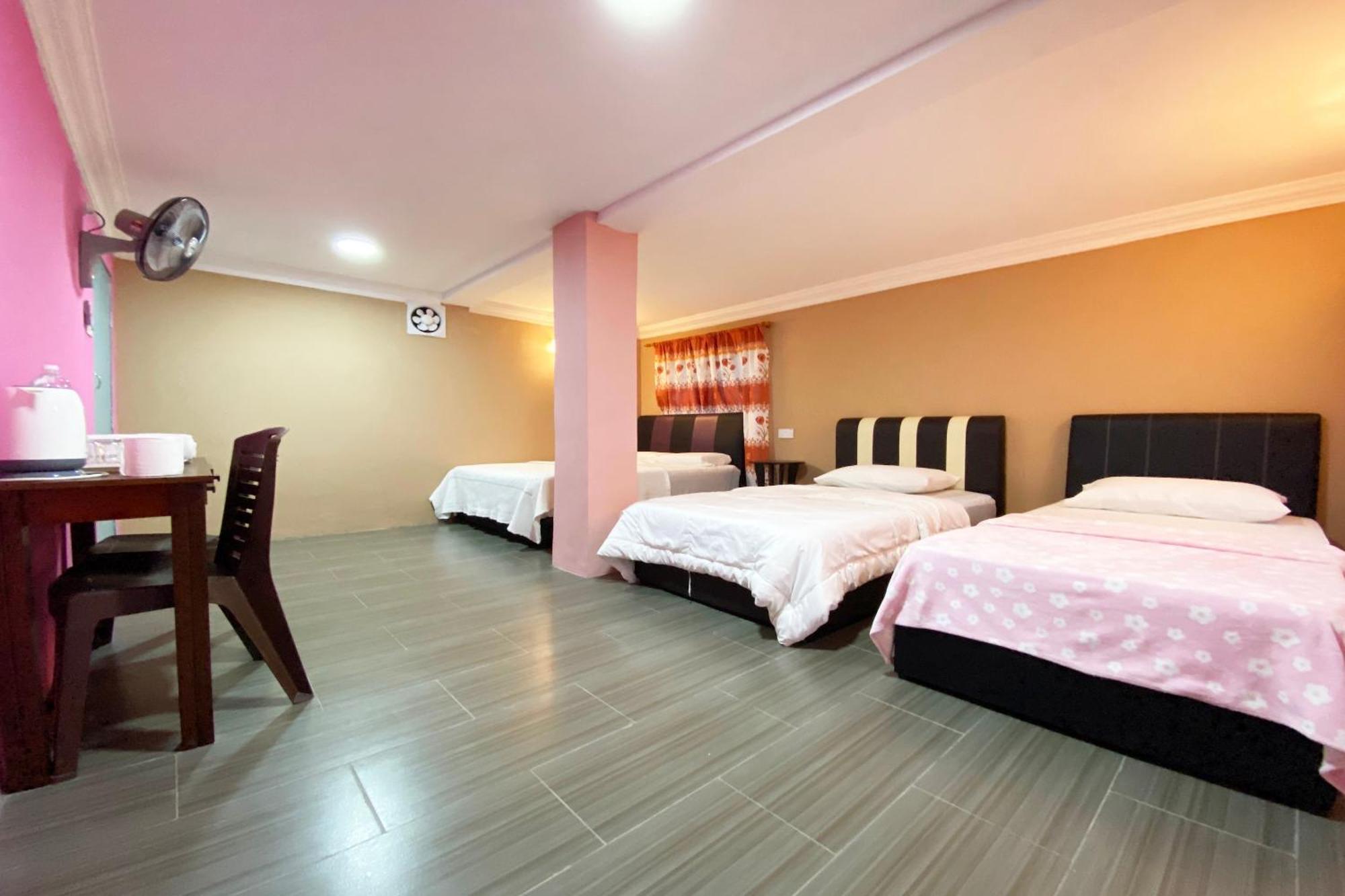 ראנאו Oyo Home 90285 Pogimpaan Homestay מראה חיצוני תמונה