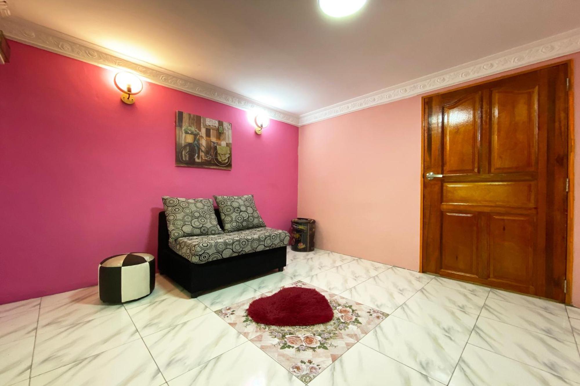 ראנאו Oyo Home 90285 Pogimpaan Homestay מראה חיצוני תמונה
